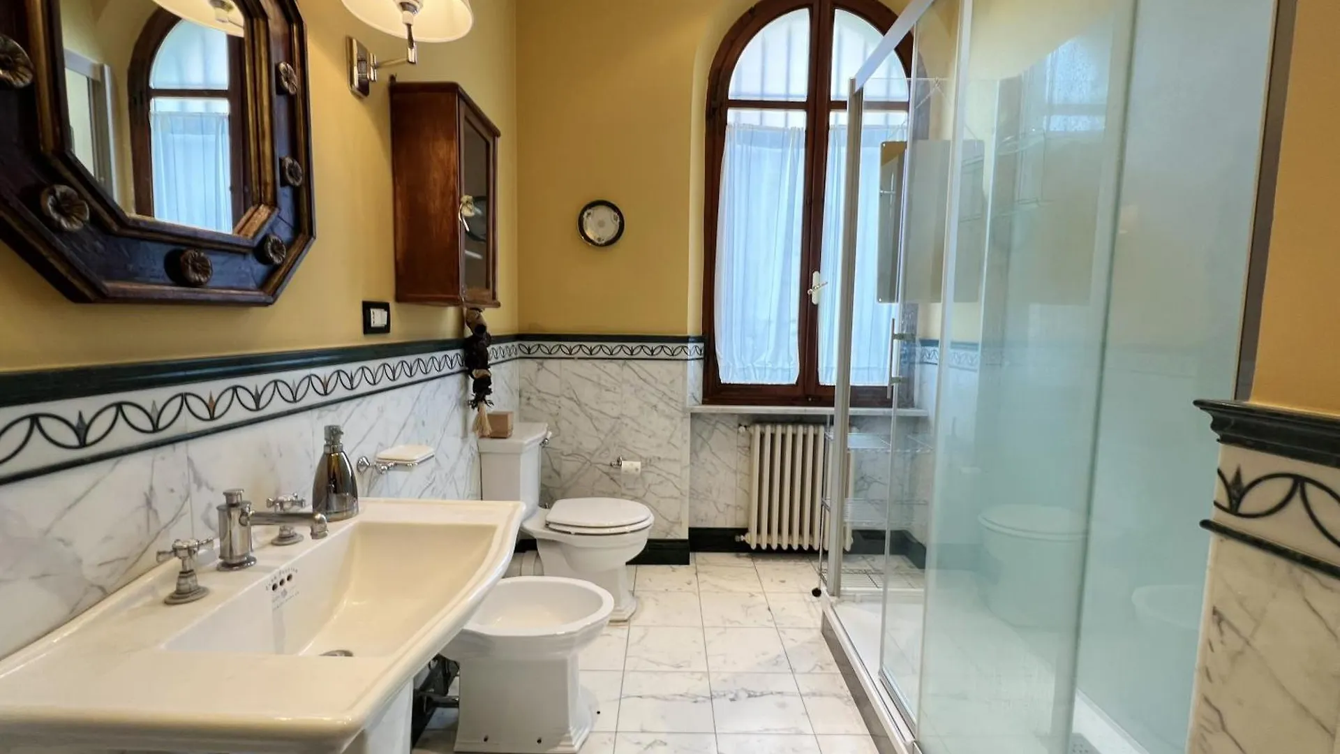 Villa Liberty Townhouse Siena Apartment