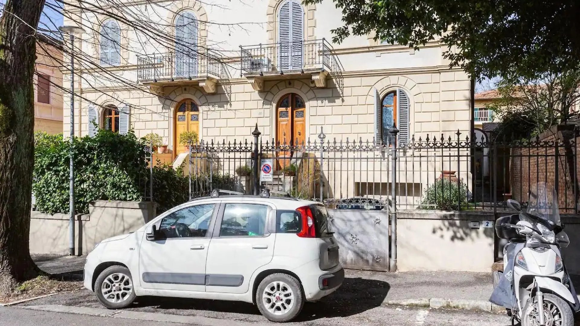 Villa Liberty Townhouse Siena Apartment